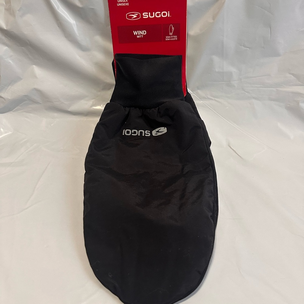 NWT-  unisex Sugoi Black Wind Mitts